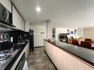 Apartamento de 3 alcobas en venta en Conquistadores, Medellín, 115 m² · foto 8 de 20