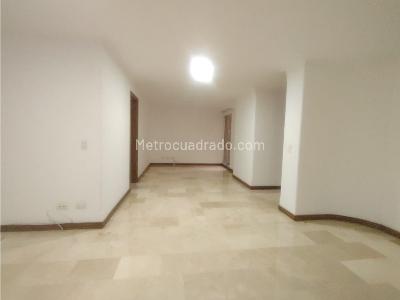 Apartamento de 3 alcobas en venta en Laureles, Medellín, 193 m² · foto 6 de 18
