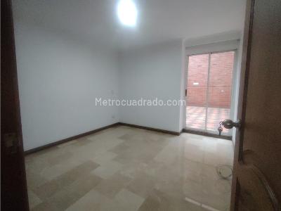 Apartamento de 3 alcobas en venta en Laureles, Medellín, 193 m² · foto 17 de 18