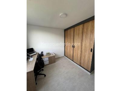 Apartamento de 2 alcobas en venta en Calasanz Parte Alta, Medellín, 48 m² · foto 8 de 13