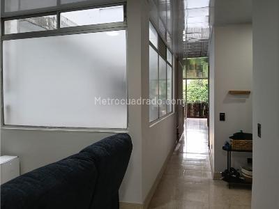 Apartamento de 3 alcobas en venta en La Castellana, Medellín, 92 m² · foto 12 de 20
