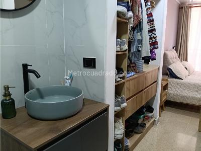 Apartamento de 3 alcobas en venta en La Castellana, Medellín, 92 m² · foto 14 de 20