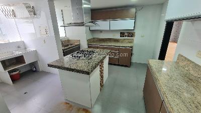 Apartamento de 3 alcobas en venta en Bolarqui, Bucaramanga, 136 m² · foto 17 de 18