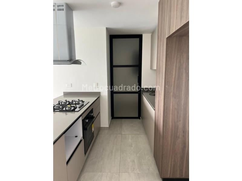 Piso – AMCO, Area Metropolitana Centro Occidente - Más