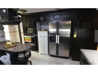 Casa en venta en Pinares, Pereira · foto 9 de 19