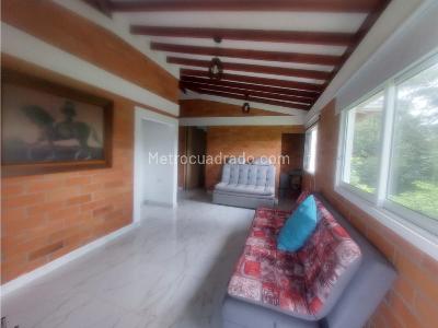 Casa de 5 alcobas en venta en Tres Puertas, Pereira · foto 10 de 18
