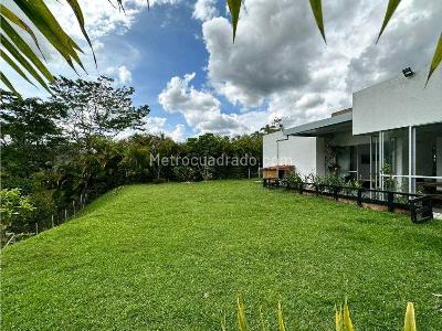 Casa en venta en Pueblito Cafetero, Pereira · foto 2 de 11