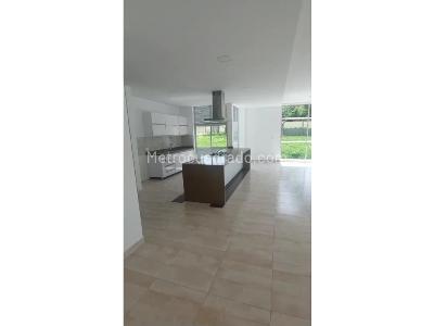 Casa en venta en Cerritos, Pereira · foto 4 de 11