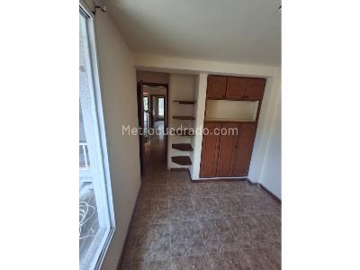 Casa de 5 alcobas en venta en Poblado I, Pereira, 135 m² · foto 11 de 17