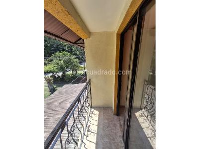 Casa de 5 alcobas en venta en Poblado I, Pereira, 135 m² · foto 14 de 17