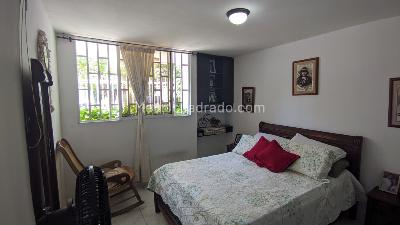 Casa de 5 alcobas en venta en El Castillo, Barranquilla, 185 m² · foto 2 de 20