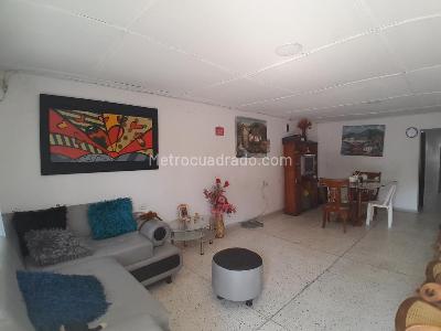 Casa de 3 alcobas en venta en El Valle, Barranquilla, 350 m² · foto 2 de 14