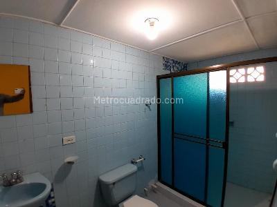 Casa de 5 alcobas en venta en El Prado, Barranquilla, 370 m² · foto 5 de 8