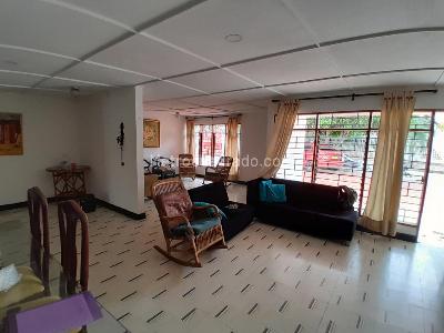 Casa en venta en Ciudad Jardin, Barranquilla · foto 3 de 11