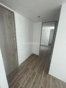 Apartamento en arriendo en Ciudad Mallorquin, Barranquilla · foto 5 de 9