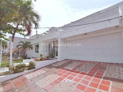 Casa de 5 alcobas en venta en El Poblado, Barranquilla, 604 m² · foto 2 de 20