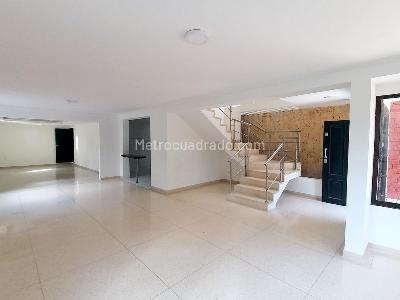 Casa de 3 alcobas en arriendo en Villa Country, Barranquilla, 220 m² · foto 3 de 20