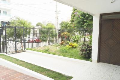 Casa en venta en El Poblado, Barranquilla · foto 3 de 20