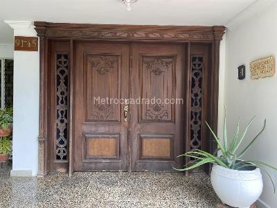 Casa de 5 alcobas en venta en Altos De Riomar, Barranquilla, 510 m² · foto 4 de 10