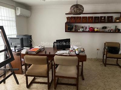 Casa de 5 alcobas en venta en Altos De Riomar, Barranquilla, 510 m² · foto 6 de 10