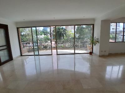 Apartamento de 3 alcobas en venta en Alto Prado, Barranquilla, 329 m² · foto 2 de 20