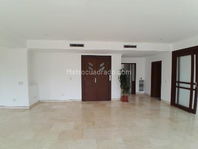 Apartamento de 3 alcobas en venta en Alto Prado, Barranquilla, 329 m² · foto 3 de 20