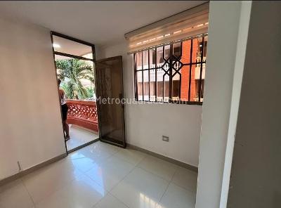 Apartamento de 3 alcobas en arriendo en Altos Del Limonar, Barranquilla, 122 m² · foto 1 de 8