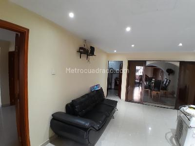 Casa de 5 alcobas en venta en Las Estrellas, Barranquilla, 277 m² · foto 6 de 20