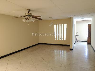 Casa en venta en El Poblado, Barranquilla · foto 2 de 20