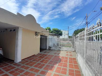 Casa en venta en Modelo, Barranquilla · foto 2 de 17