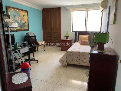 Apartamento de 4 alcobas en arriendo en El Golf, Barranquilla, 365 m² · foto 11 de 11