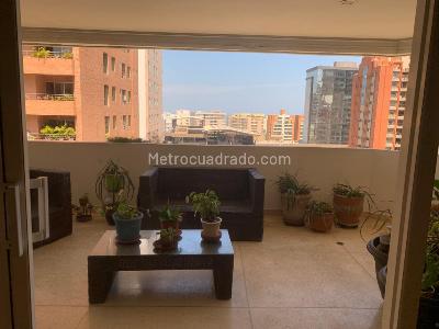 Apartamento de 4 alcobas en arriendo en El Golf, Barranquilla, 365 m² · foto 4 de 11