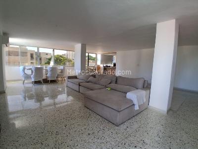 Apartamento de 4 alcobas en venta en Riomar, Barranquilla, 220 m² · foto 5 de 12