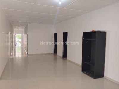 Casa de 5 alcobas en arriendo en Colombia, Barranquilla, 320 m² · foto 2 de 18