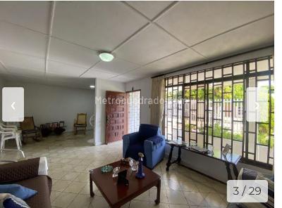 Casa en venta en Paraiso, Barranquilla · foto 2 de 13