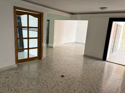 Casa de 4 alcobas en venta en Riomar, Barranquilla, 325 m² · foto 17 de 18