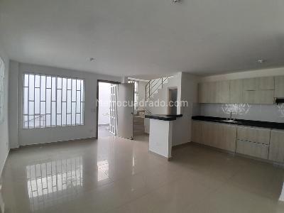 Casa en venta en La Concepcion, Barranquilla · foto 2 de 17