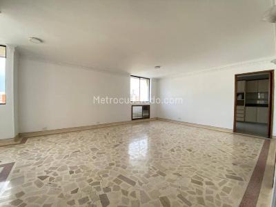 Apartamento de 3 alcobas en venta en Alto Prado, Barranquilla, 193 m² · foto 11 de 16