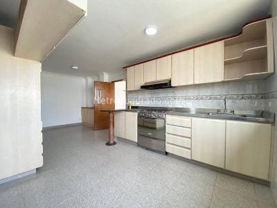 Apartamento de 3 alcobas en venta en Alto Prado, Barranquilla, 193 m² · foto 2 de 16