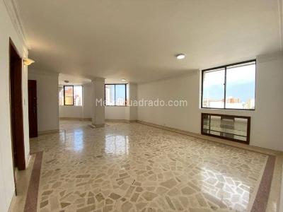 Apartamento de 3 alcobas en venta en Alto Prado, Barranquilla, 193 m² · foto 3 de 16