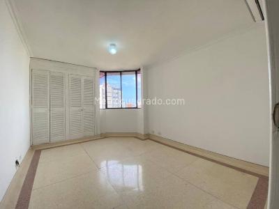 Apartamento de 3 alcobas en venta en Alto Prado, Barranquilla, 193 m² · foto 7 de 16
