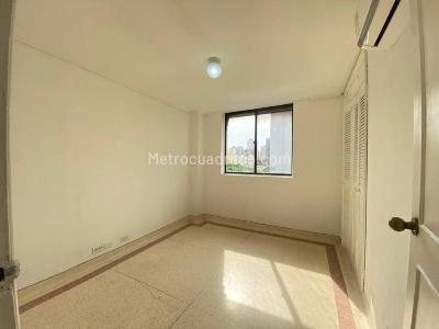 Apartamento de 3 alcobas en venta en Alto Prado, Barranquilla, 193 m² · foto 9 de 16
