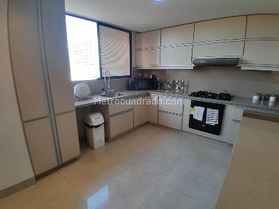 Apartamento de 3 alcobas en venta en Villa Country, Barranquilla, 195 m² · foto 3 de 18