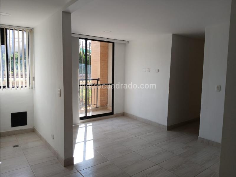 Apartamento moderno de 2 alcobas en arriendo en Bosque Ceibal