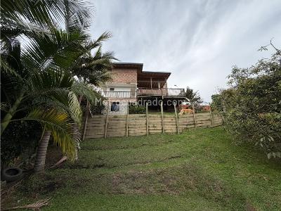 Casa de 3 alcobas en venta en Vereda Las Cuchillas, Rionegro, 685 m² · foto 6 de 18