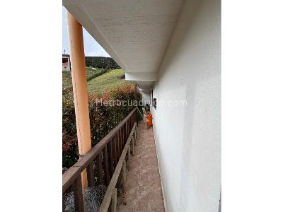 Casa de 3 alcobas en venta en Vereda Las Cuchillas, Rionegro, 685 m² · foto 10 de 18