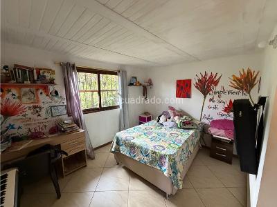 Casa de 3 alcobas en venta en Vereda Las Cuchillas, Rionegro, 685 m² · foto 14 de 18