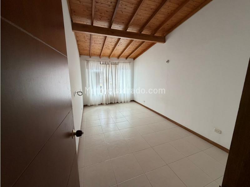 Casa en Arriendo, San Antonio De Pereira, Rionegro - 2