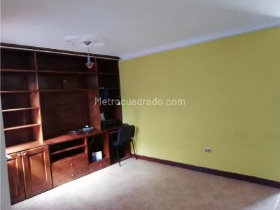 Casa de 5 alcobas en venta en La Alameda, Rionegro, 320 m² · foto 7 de 9