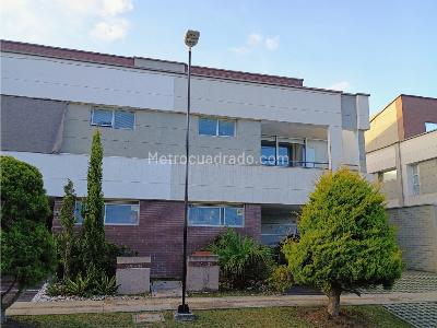 Casa de 3 alcobas en venta en Rionegro, Rionegro, 133 m² · foto 2 de 20